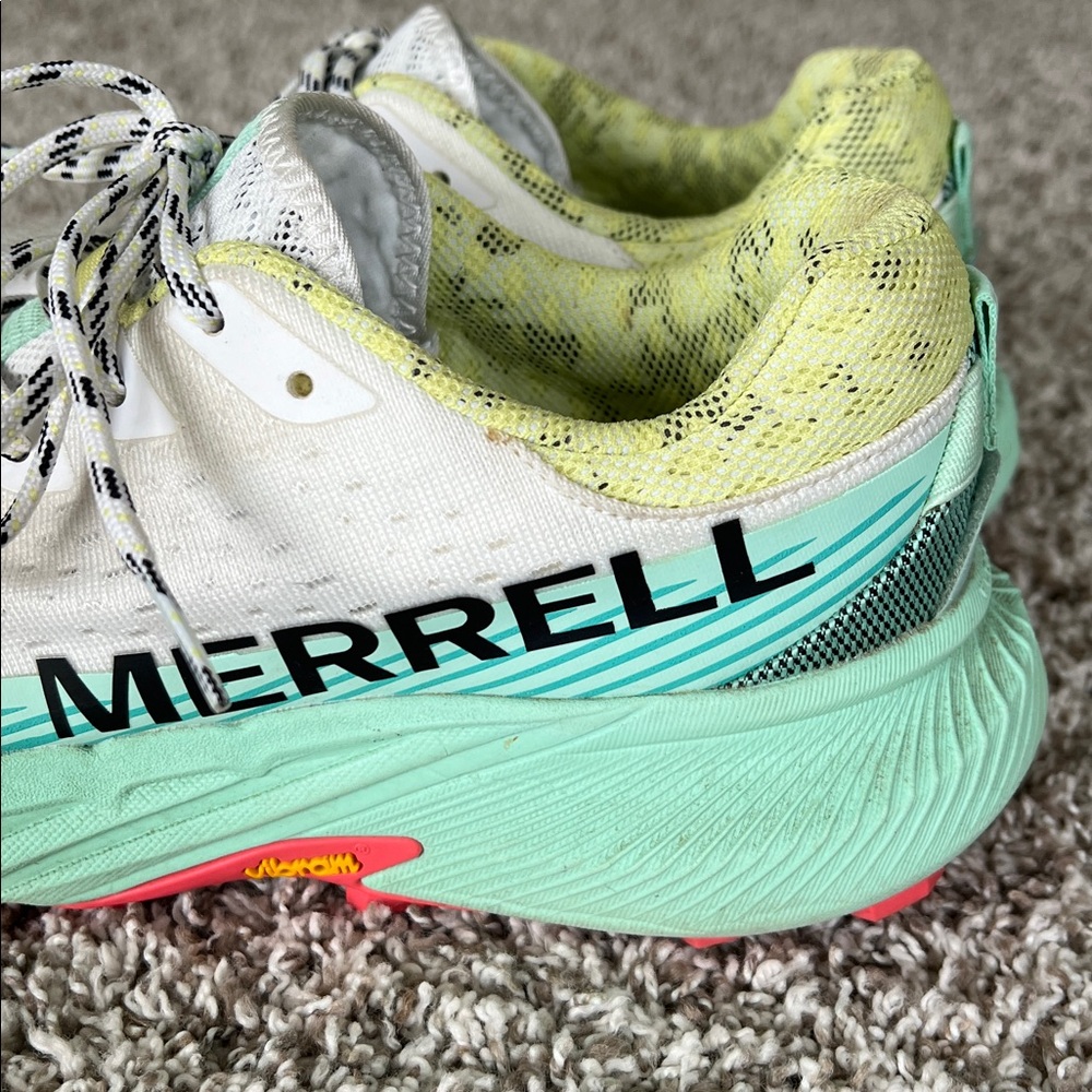 Merrell Women's Agility Peak 5 Sneakers Shoes in White/Celadon - Picture 6 of 10